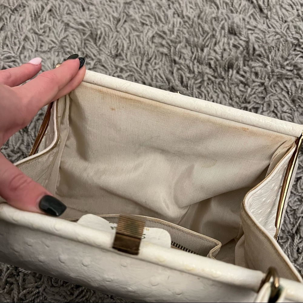 Vintage Dobbie Bags White Purse - Picture 11 of 16
